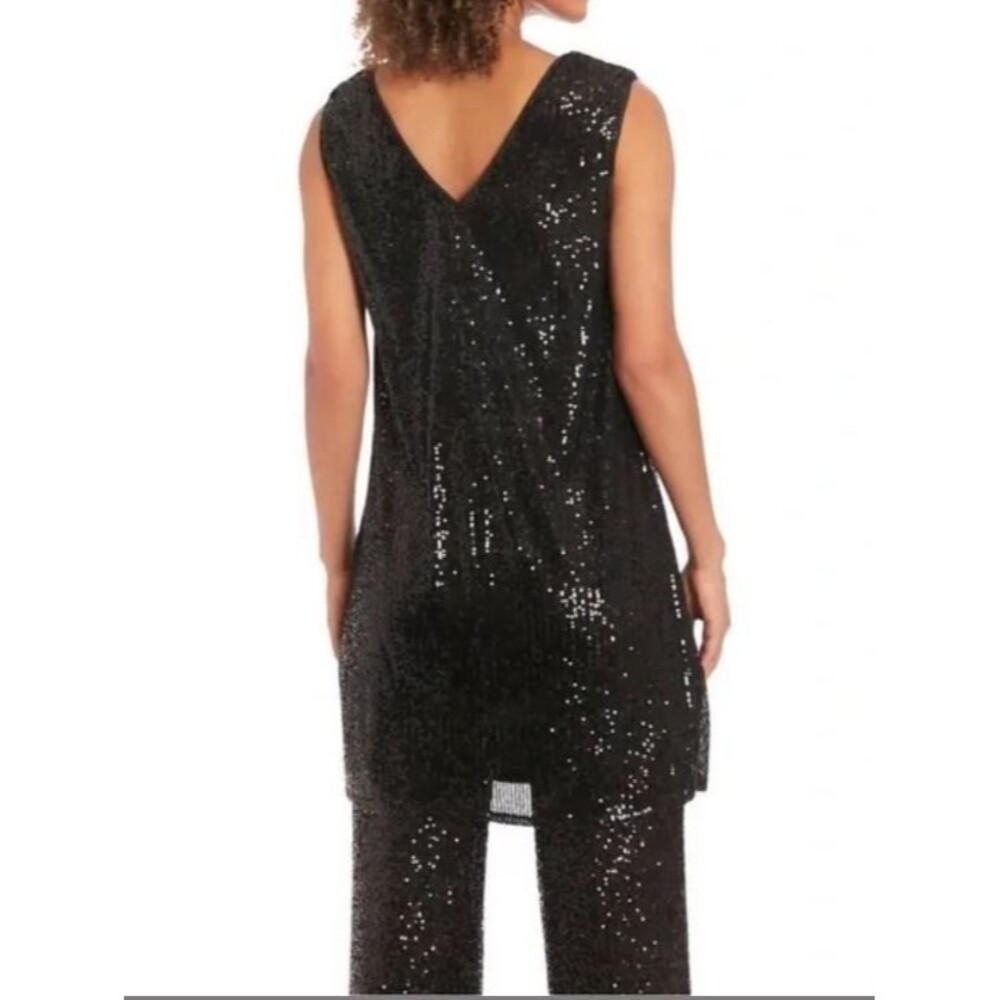 Muse Women’s V‑Neck Sleeveless Sequin Tunic Top Black NWT - Picture 2 of 7
